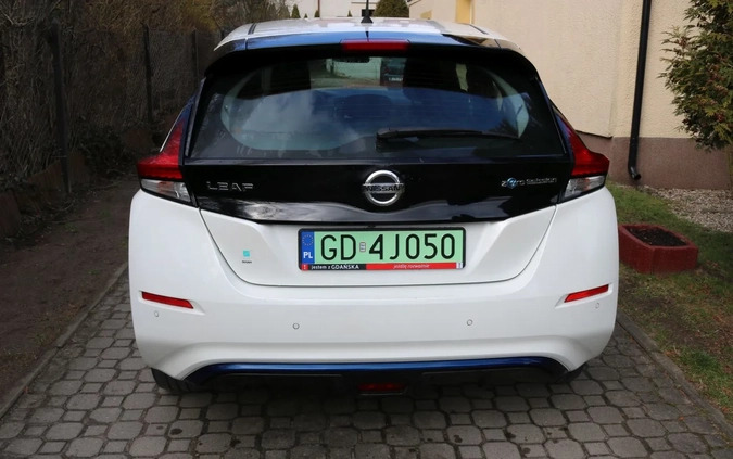 Nissan Leaf cena 69900 przebieg: 27700, rok produkcji 2018 z Bierutów małe 121